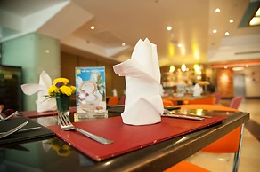 The Seasons Bangkok Huamark