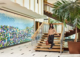 The Highland Dallas, Curio Collection by Hilton