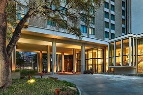 The Highland Dallas, Curio Collection by Hilton