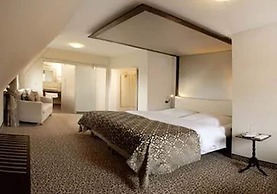 Burg-Hotel Relais du Silence