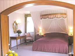 Burg-Hotel Relais du Silence