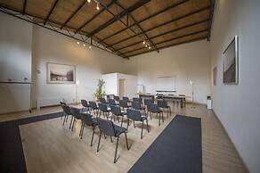 Hotel Venice Resort Airport