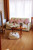 Hotel Venice Resort Airport