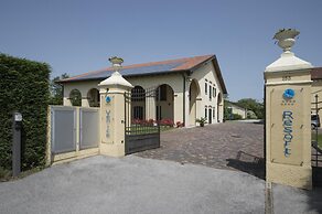 Hotel Venice Resort Airport