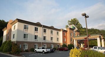 Holiday Inn Express Hotel & Suites Cherokee / Casino by IHG