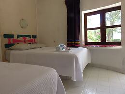 Acamaya Reef Cabanas - Caravan Park