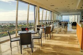 Dominican Fiesta Hotel