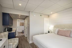 Montreal Beach Resort