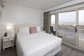 Montreal Beach Resort