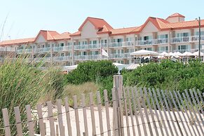 Montreal Beach Resort