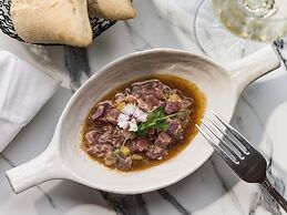 Mercure Chartres Est