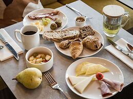 Mercure Chartres Est