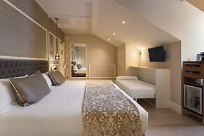 Catalonia Las Cortes Hotel