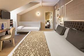 Catalonia Las Cortes Hotel