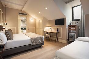 Catalonia Las Cortes Hotel