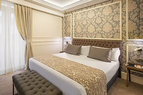 Catalonia Las Cortes Hotel