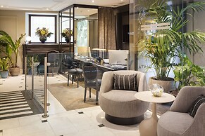 Catalonia Las Cortes Hotel