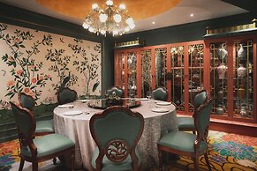 Lan Kwai Fong Hotel @ Kau U Fong