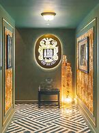 Lan Kwai Fong Hotel @ Kau U Fong