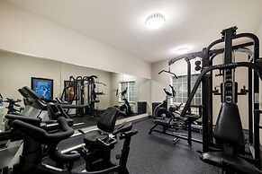 Best Western Plus Lake Dallas Inn & Suites