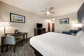 Best Western Plus Lake Dallas Inn & Suites