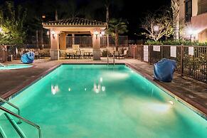 Courtyard Thousand Oaks Ventura County