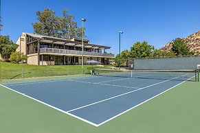 Riviera Oaks Resort