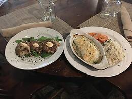 The Upper Pass Lodge at Magic Mountain