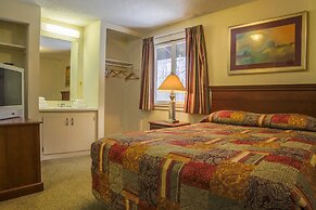 The Upper Pass Lodge at Magic Mountain