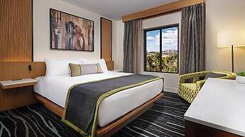 Tahiti Village Resort & Spa