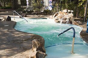 Tahiti Village Resort & Spa