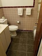 Budget Host Midway Inn