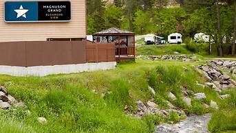 Magnuson Grand Rushmore View