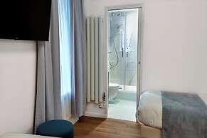 Hôtel Des Deux Avenues