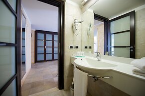 Best Western Crystal Palace Hotel