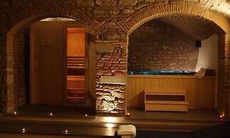 Borghese Palace Art Hotel