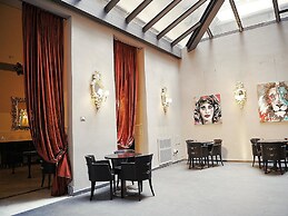 Borghese Palace Art Hotel