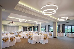 Springfield Village Golf & Spa