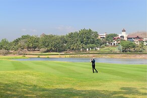 Springfield Village Golf & Spa