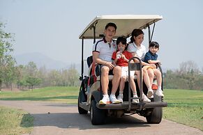 Springfield Village Golf & Spa