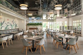 Springfield Village Golf & Spa