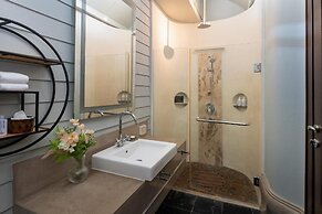 Springfield Village Golf & Spa