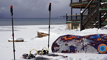 Mourelatos Lakeshore Resort