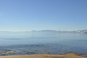 Mourelatos Lakeshore Resort