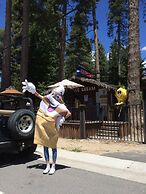 Mourelatos Lakeshore Resort