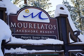 Mourelatos Lakeshore Resort