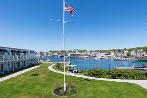 Boothbay Harbor Inn