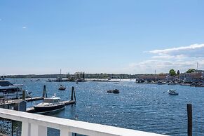Boothbay Harbor Inn