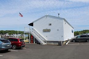 Boothbay Harbor Inn