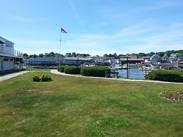 Boothbay Harbor Inn